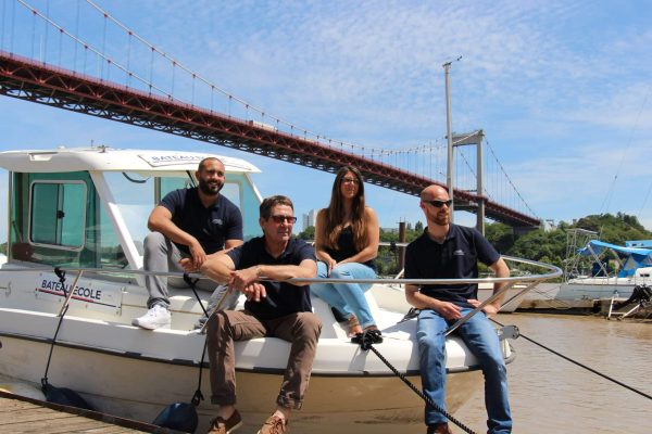 equipe-jet-boat-school-scaled-1