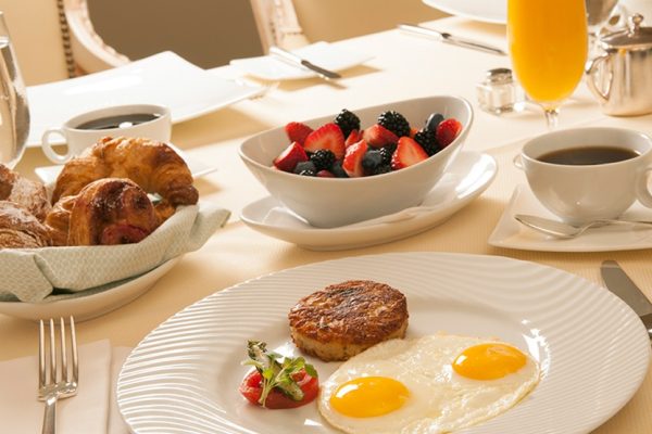 room-service-breakfast-p